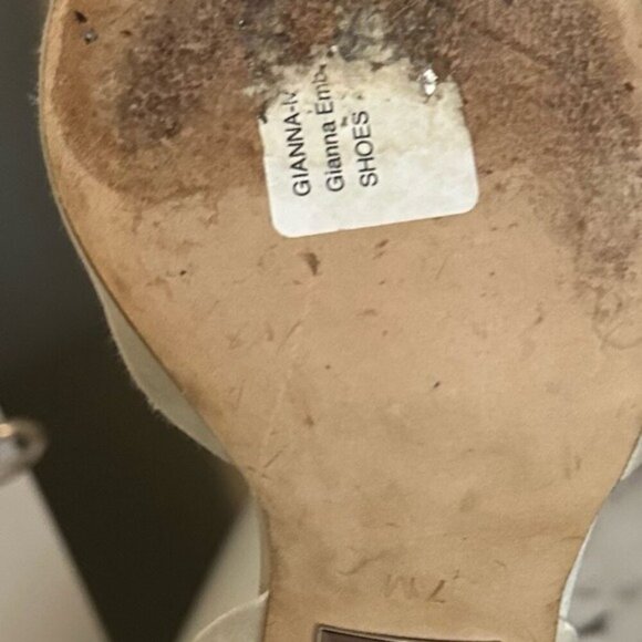 Badgley Mischka- Giana Pump Embellished Heels Size 7 Champaign Color - Picture 12 of 12